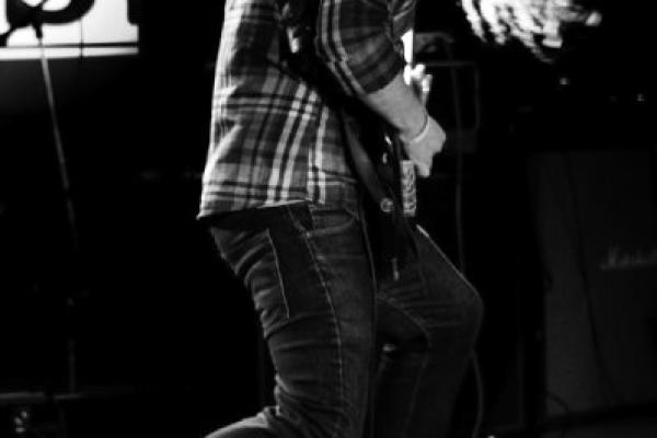 Celebrity Love Crisis