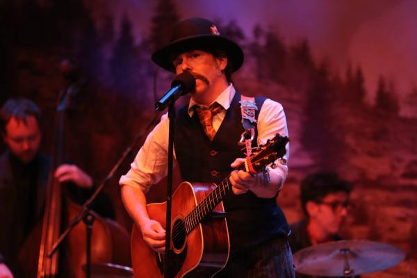 Ethan Daniel Davidson