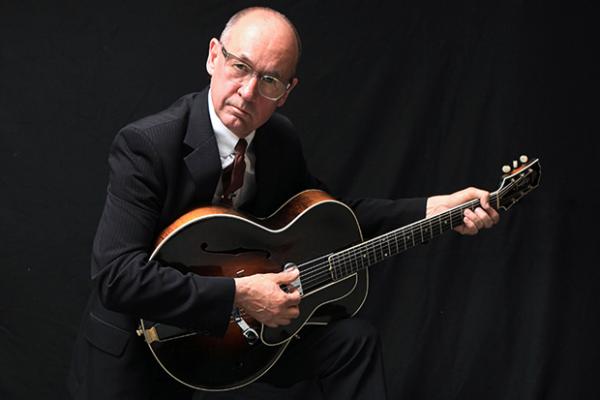 The Big Town Players w/ Andy Fairweather Low & Mike Sanchez