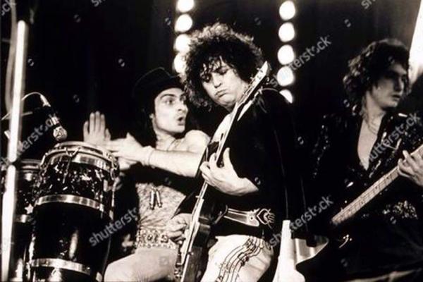 T-Rex Plays Bolan w/ Mickey Finn