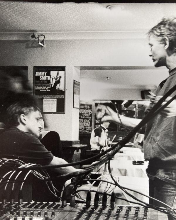 Rob, Johnny Moo sound engineer