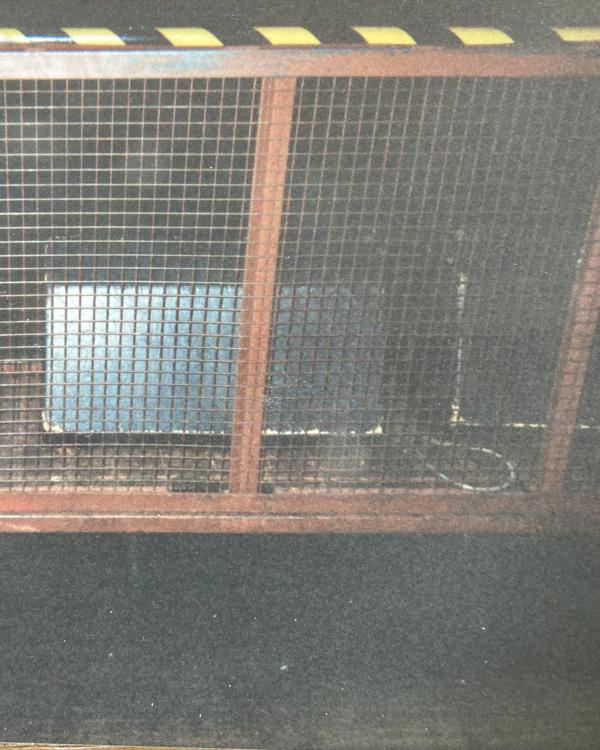 1995 Part of barrier