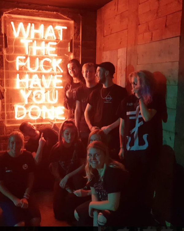 Jake, Cherie, Evan, Lauren, Luke, Eli, Harry, Chloe, Rhianna